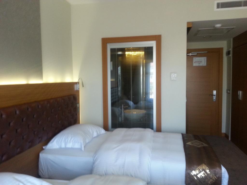 Hotel Duzce Surur Zimmer foto