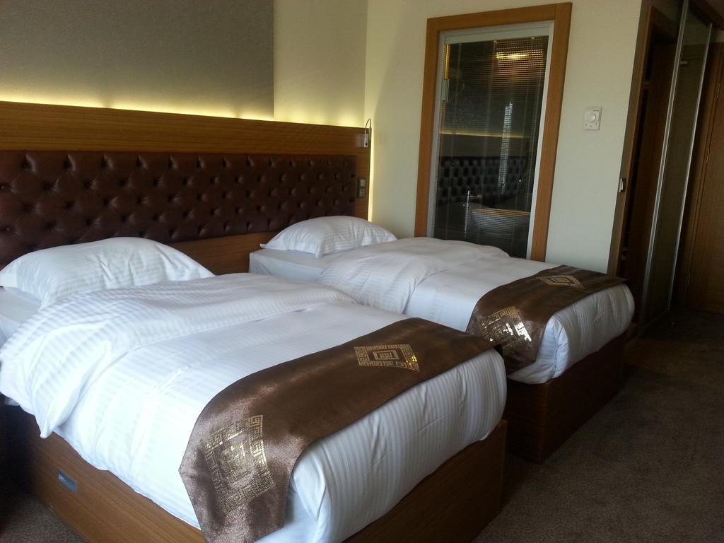 Hotel Duzce Surur Zimmer foto